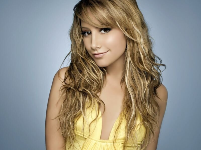 Ashley Tisdale nose job